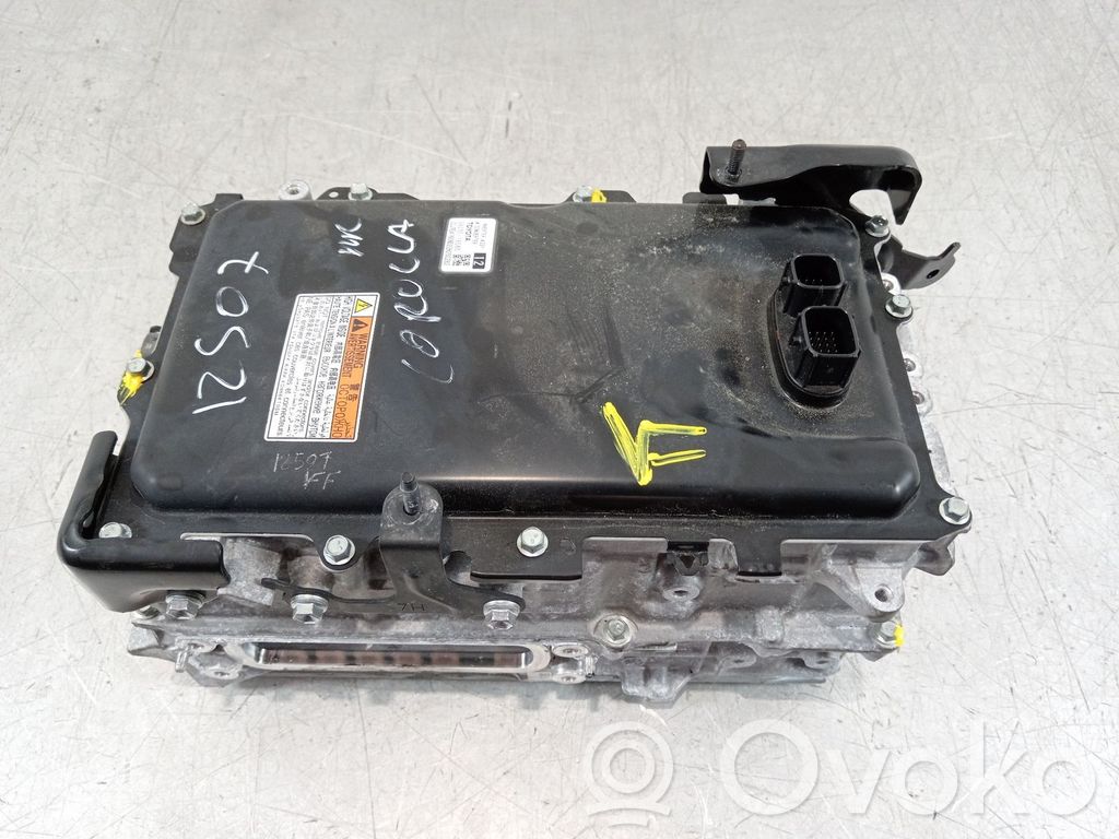 Inversor/convertidor de voltaje   G920076060
