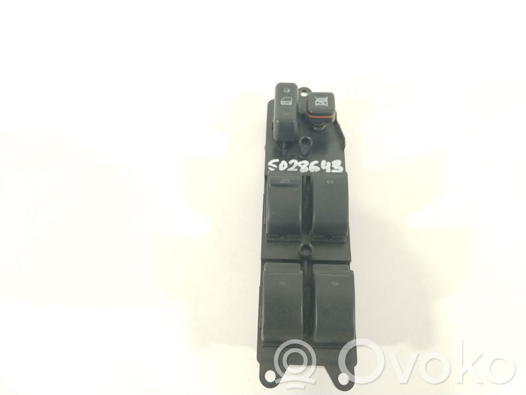 Toyota Corolla Verso E121 Electric window control switch 