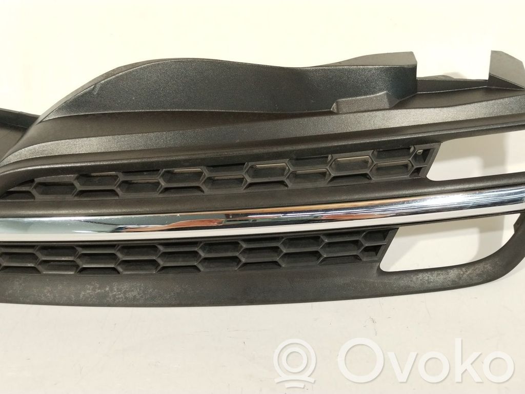 Nissan Micra Grille d'aile 