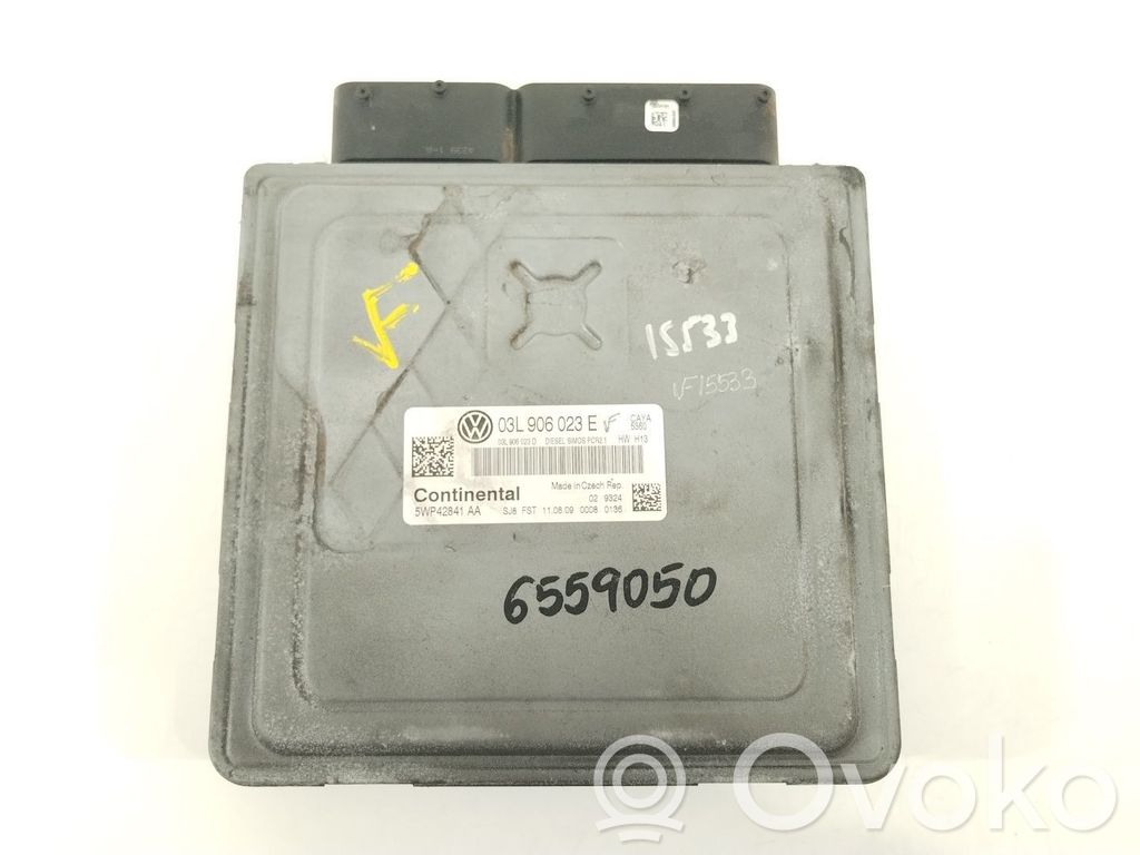 Volkswagen Polo V 6R Engine control unit/module 