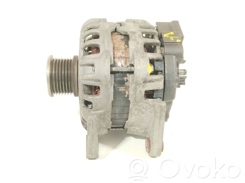 Alternador   231006007R,F000BL04CA