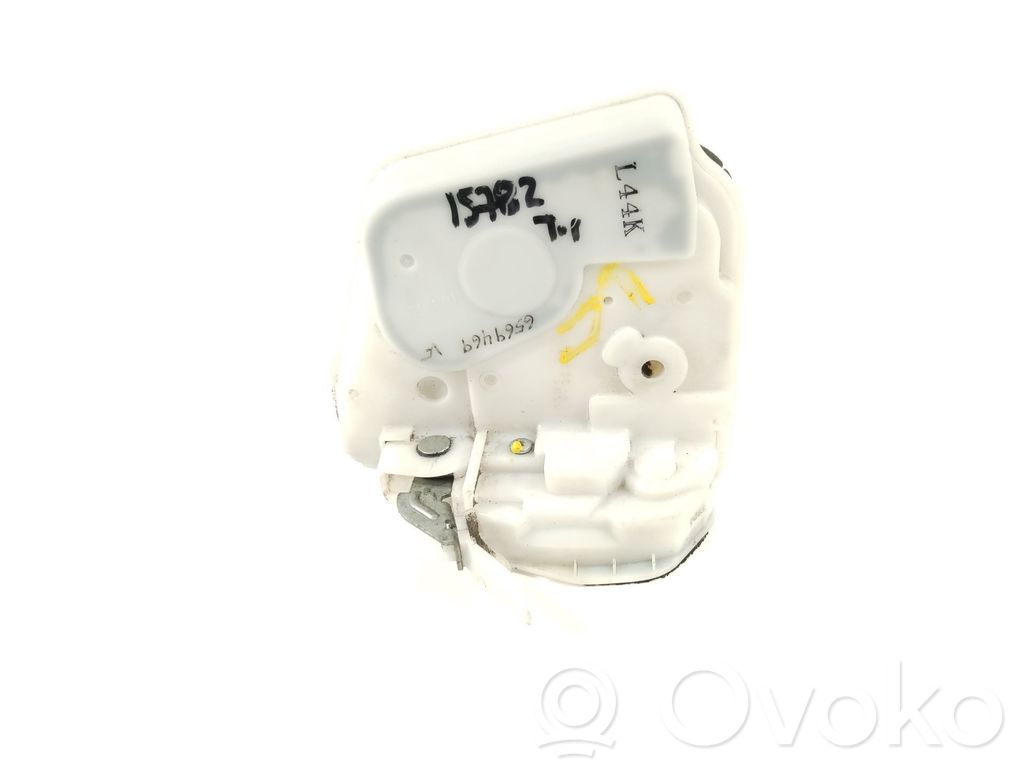 Mazda 6 Rear door lock 