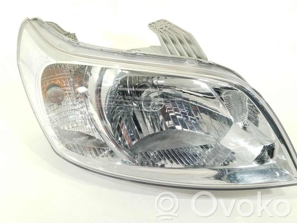 Chevrolet Aveo Scheinwerfer 