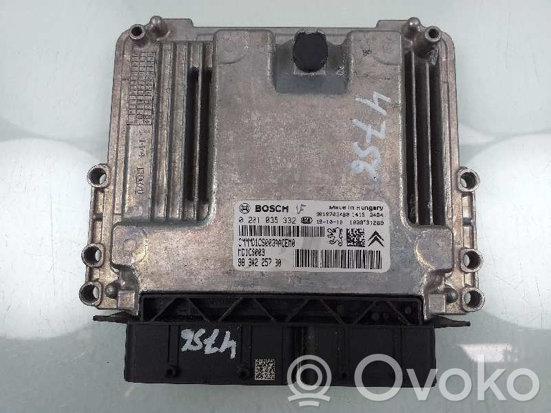 Peugeot 208 I Engine control unit/module 