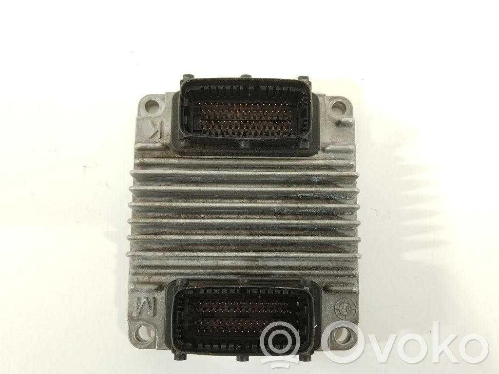 Opel Combo C Engine control unit/module 
