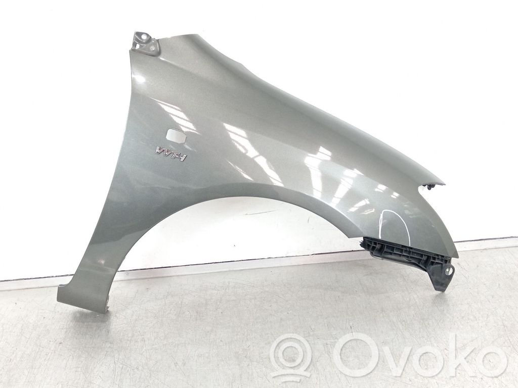Toyota Corolla E110 Sparnas 