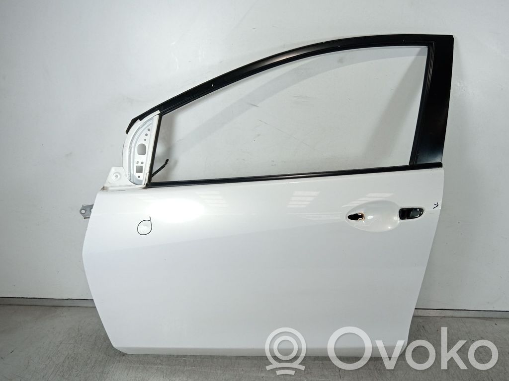 Mazda 2 Priekinės durys 