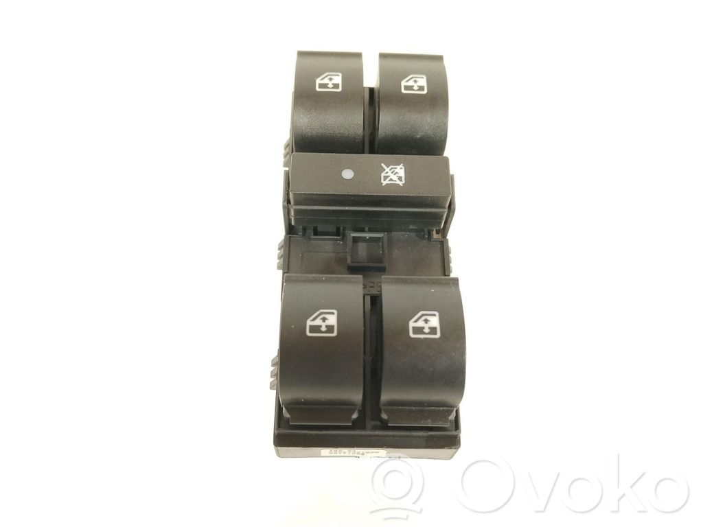 Fiat Tipo Electric window control switch 