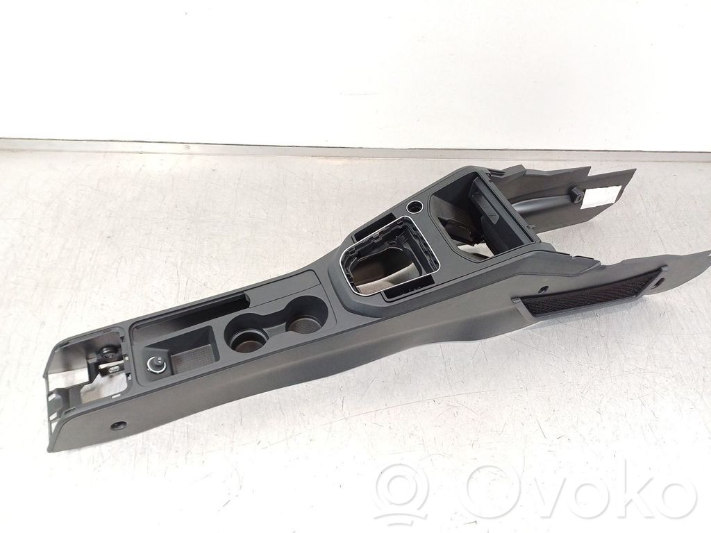 Seat Ibiza V (KJ) Center console 