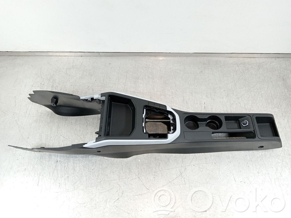 Seat Arona Mittelkonsole 