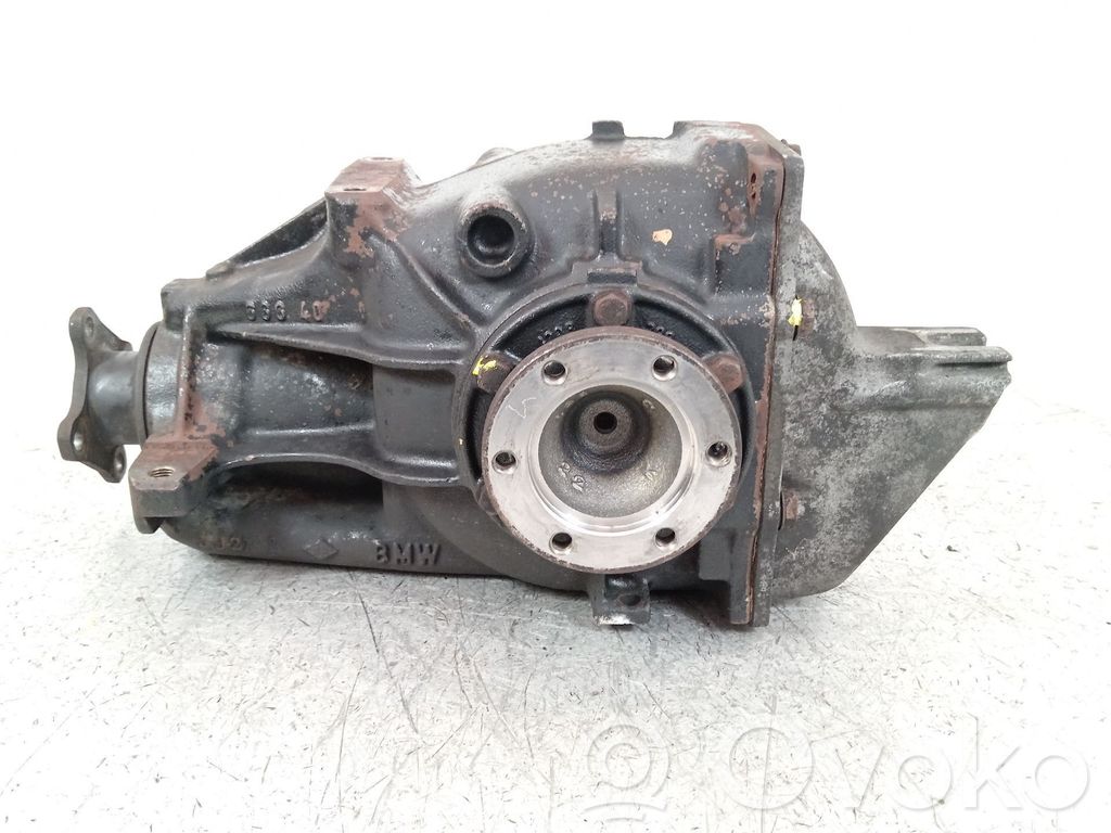 BMW 5 E34 Galinis reduktorius 