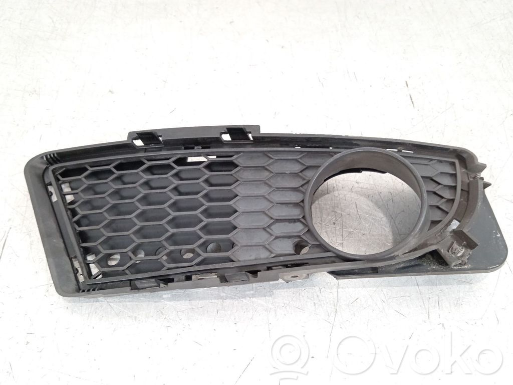 Grille d'aile   51117892112,15857711