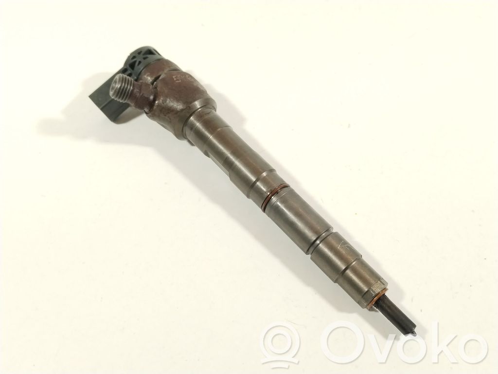 Polttoainesuutin   04L130277E,0445110475