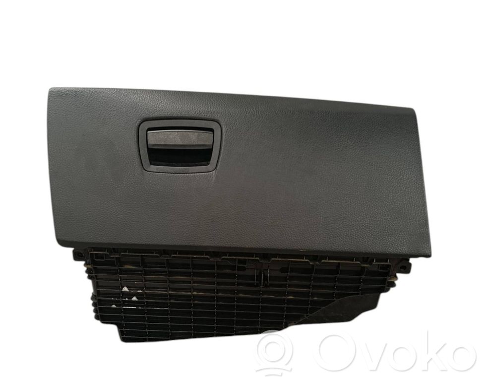 BMW 5 F10 F11 Schowek deski rozdzielczej 