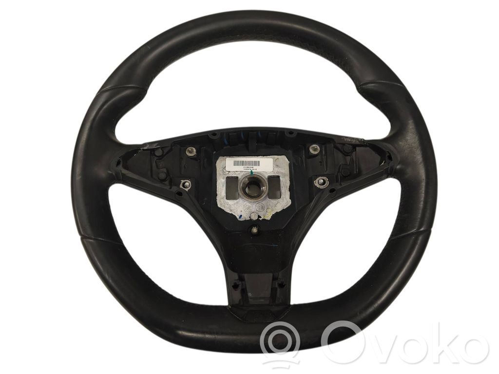 Tesla Model S Stūre 