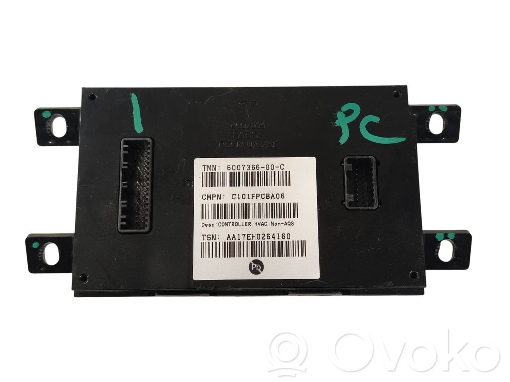 Tesla Model S Air conditioning/heating control unit 