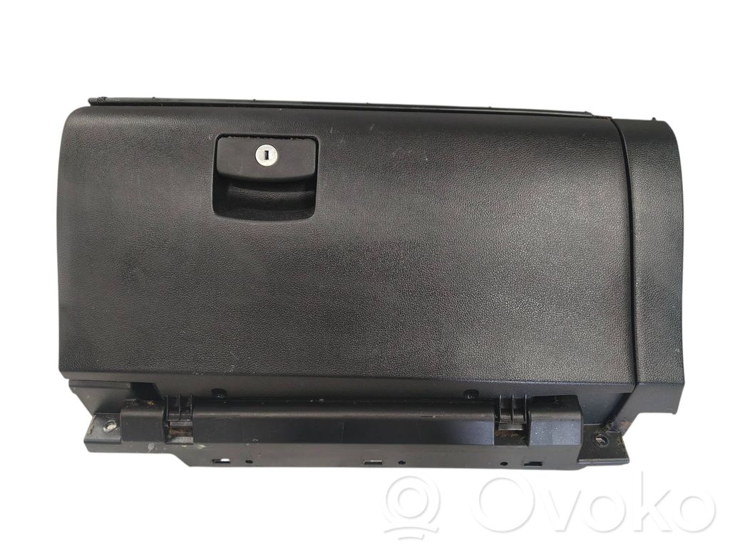 Subaru Outback (BS) Glove box set 