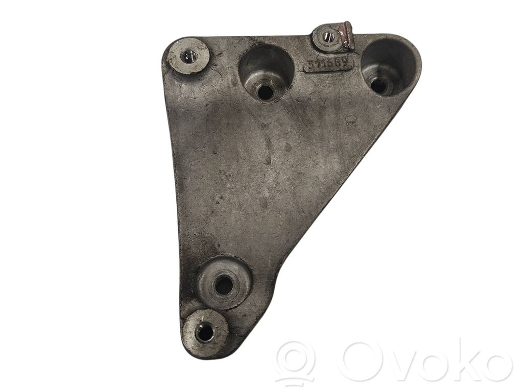 Maserati Ghibli A/C compressor mount bracket 