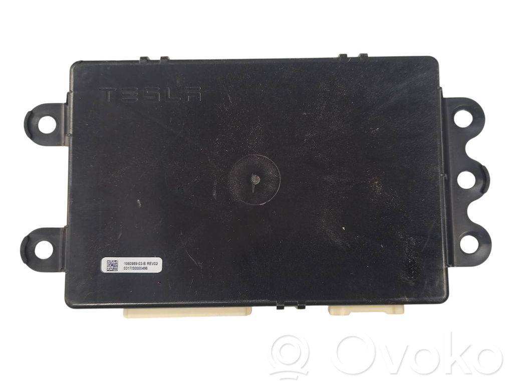 Tesla Model S Air suspension control unit module (rear) 