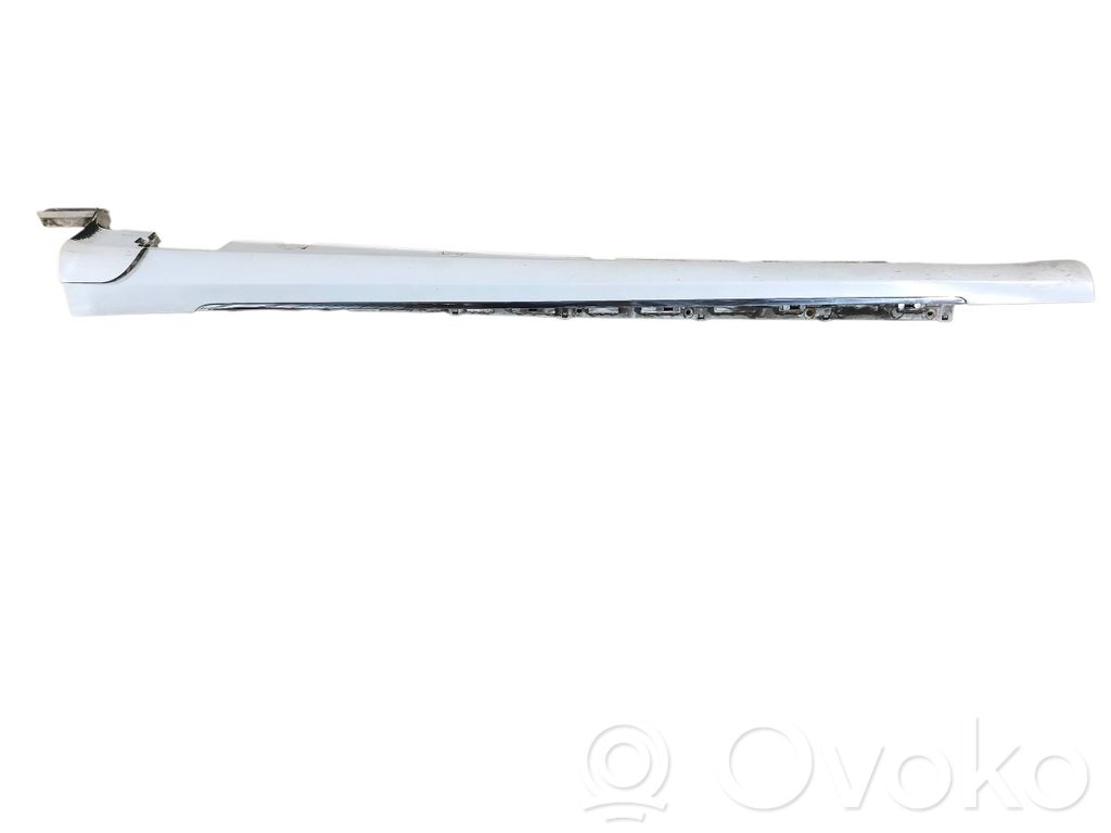 Slenkstis   600587400J
