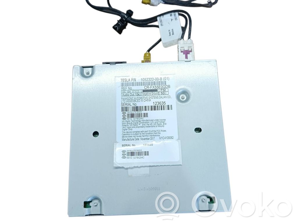 Panel / Radioodtwarzacz CD/DVD/GPS   105232200B,M1C4109062,327BQ34C