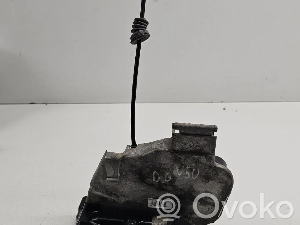Volvo V50 Aizmugurē slēdzene 