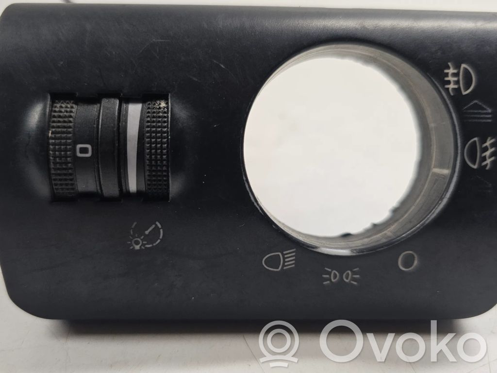 Audi A6 S6 C5 4B Headlight level height control switch 
