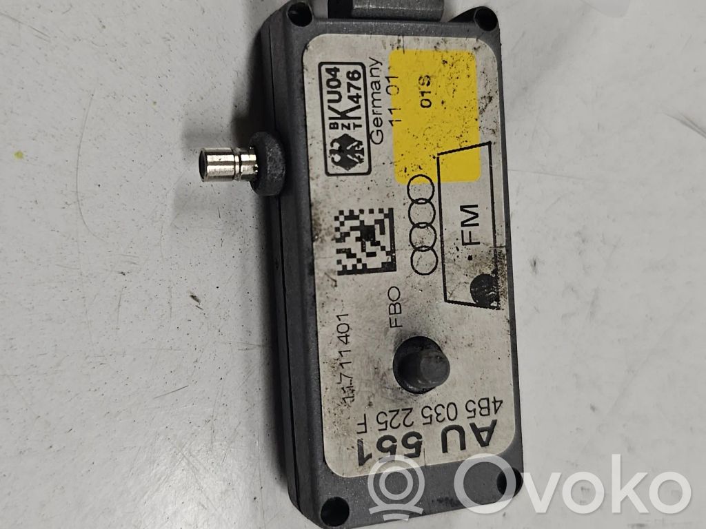 Audi A6 S6 C5 4B Antenos stiprintuvas 