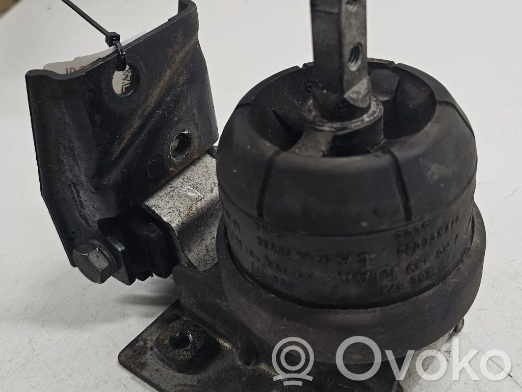 Ford Galaxy Gearbox mount 