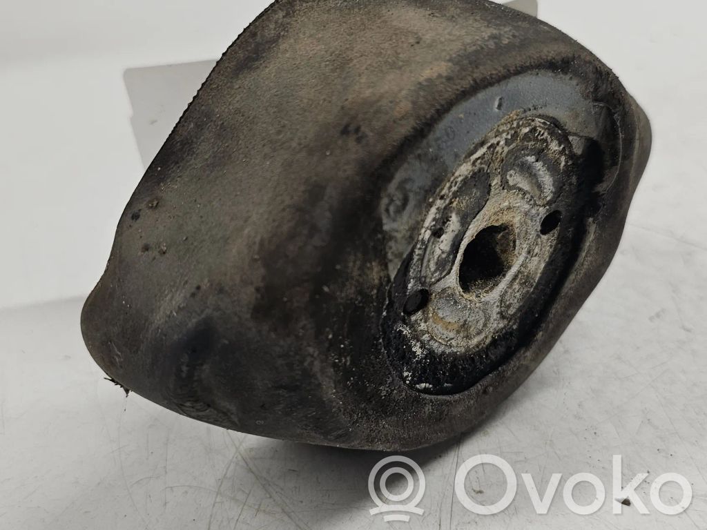 Audi A4 S4 B5 8D Gearbox mount 