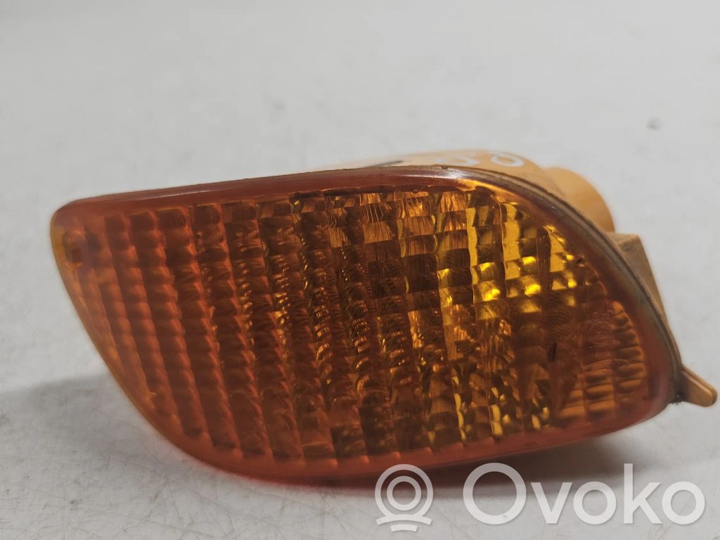 Ford Focus Front indicator light 