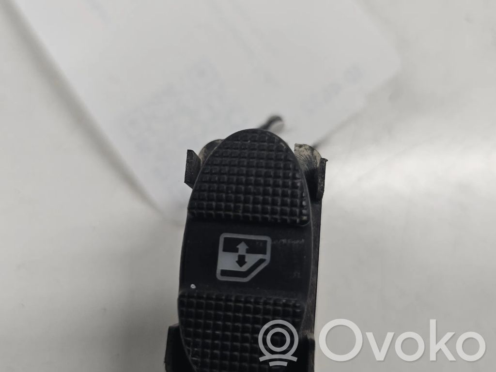 Seat Alhambra (Mk1) Electric window control switch 
