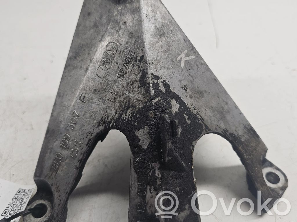 Audi A4 S4 B6 8E 8H Engine mounting bracket 