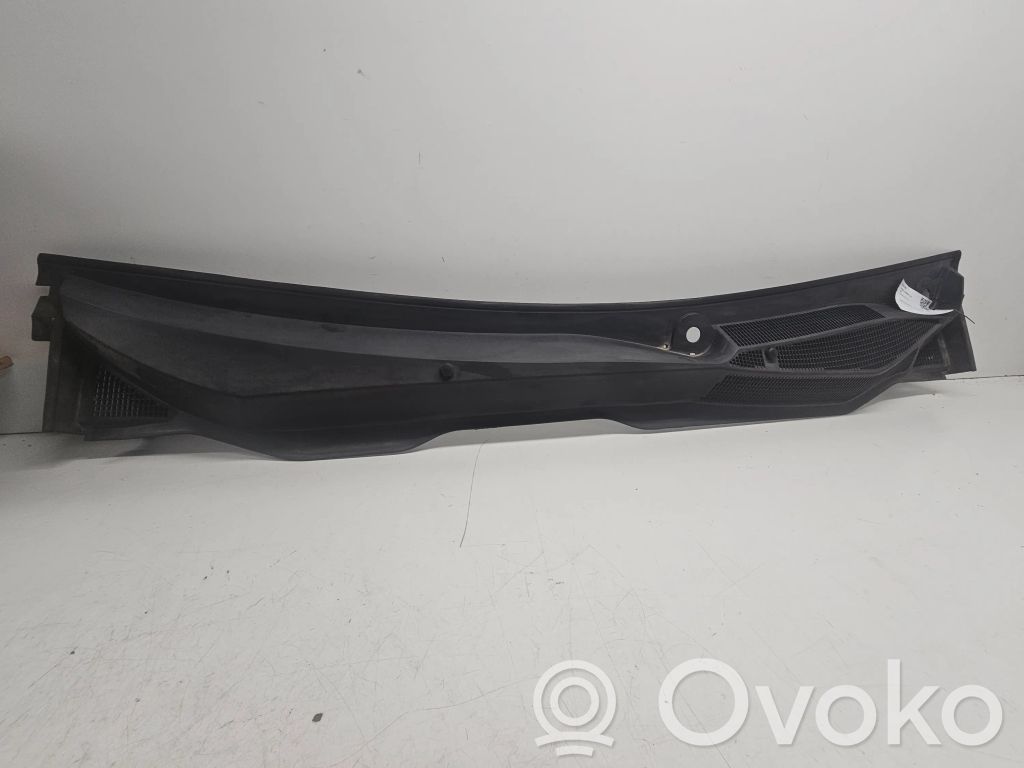 Opel Astra H Wiper trim 