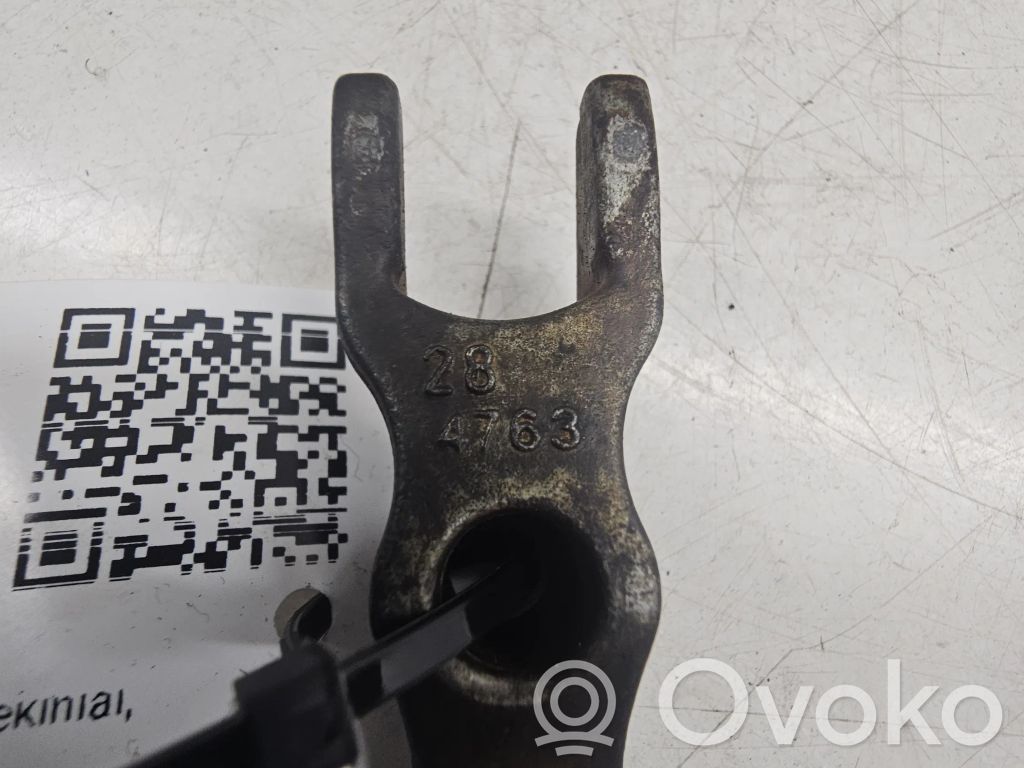 Opel Vectra C Abrazadera del inyector de combustible 