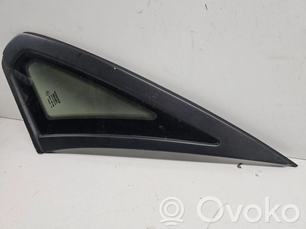 Rear side window