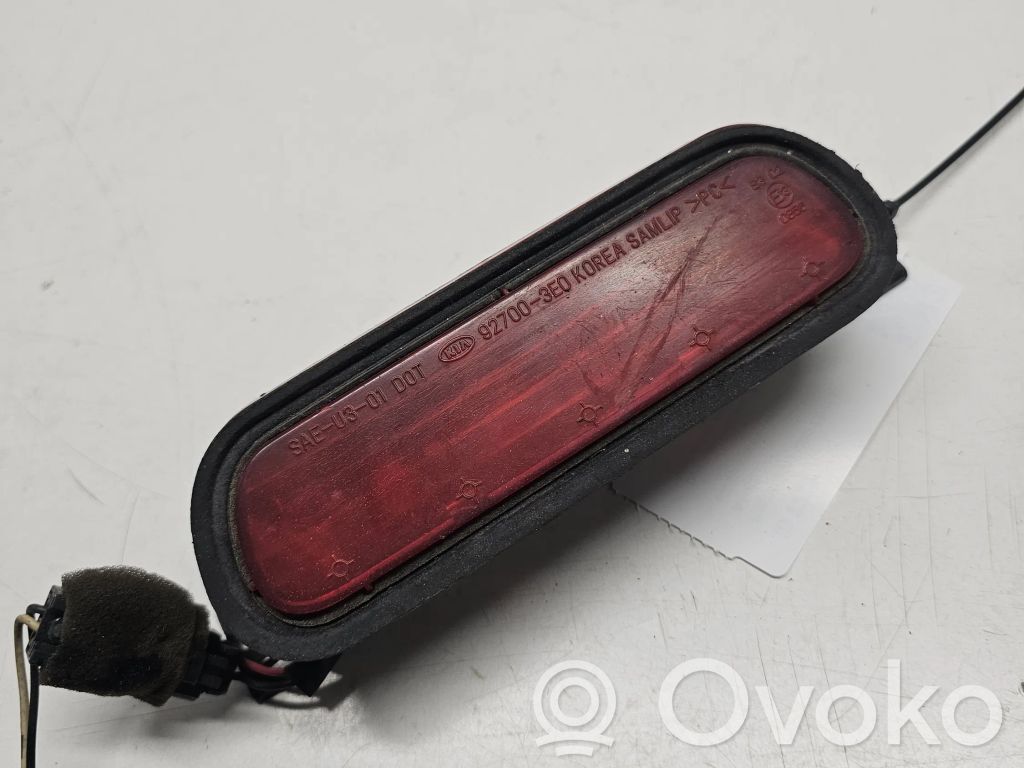 KIA Sorento Third/center stoplight 
