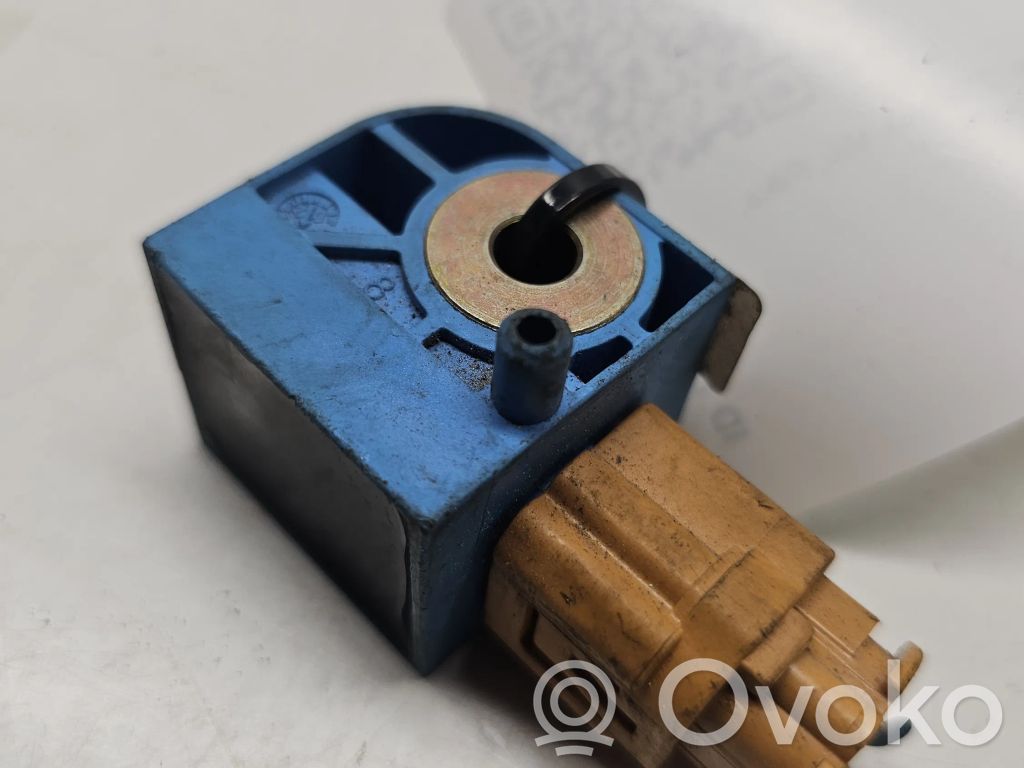 KIA Sorento Airbagsensor Crashsensor Drucksensor 