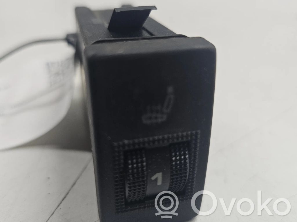 Audi A4 S4 B5 8D Interruptor de calefacción del asiento 