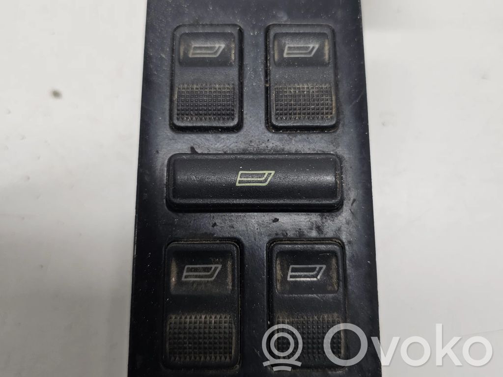 Audi A6 S6 C4 4A Electric window control switch 