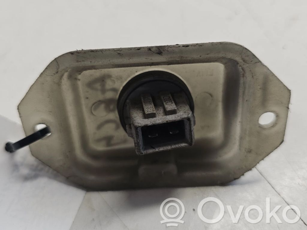 Audi A6 S6 C4 4A Interior temperature sensor 