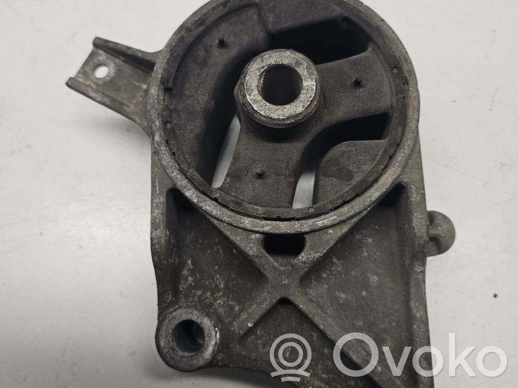 Opel Vectra C Engine mount bracket 