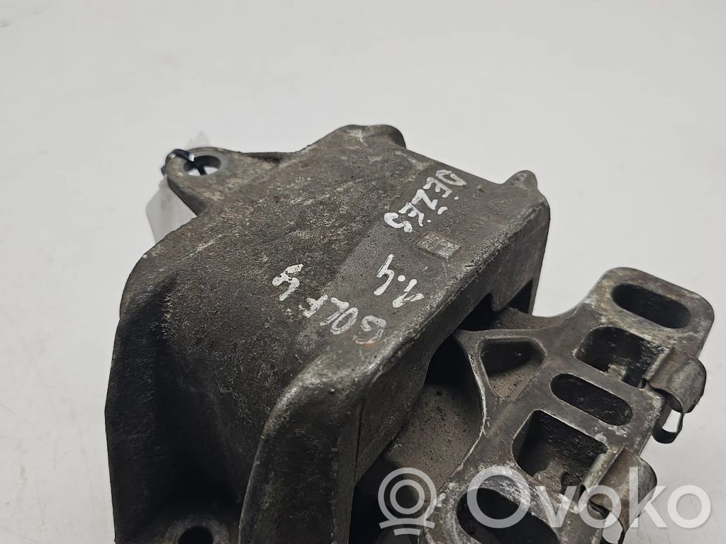 Volkswagen Golf IV Gearbox mount 