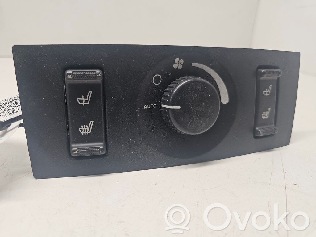 Chrysler Pacifica Seat heating switch 