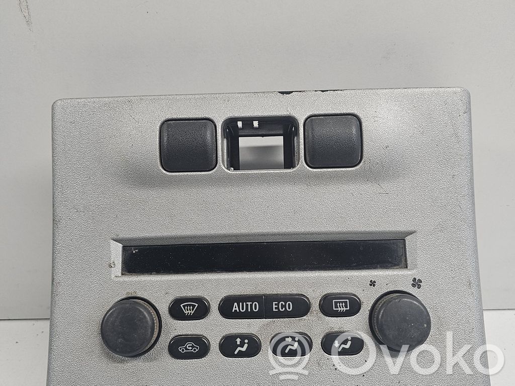 Opel Zafira A Climate control unit 