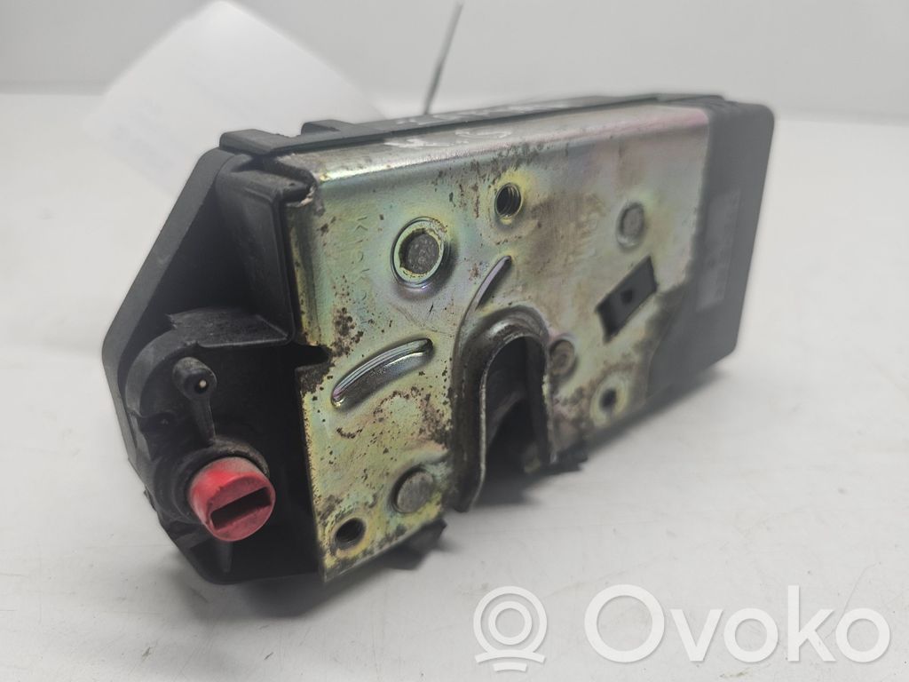 Opel Zafira A Takaoven lukko 