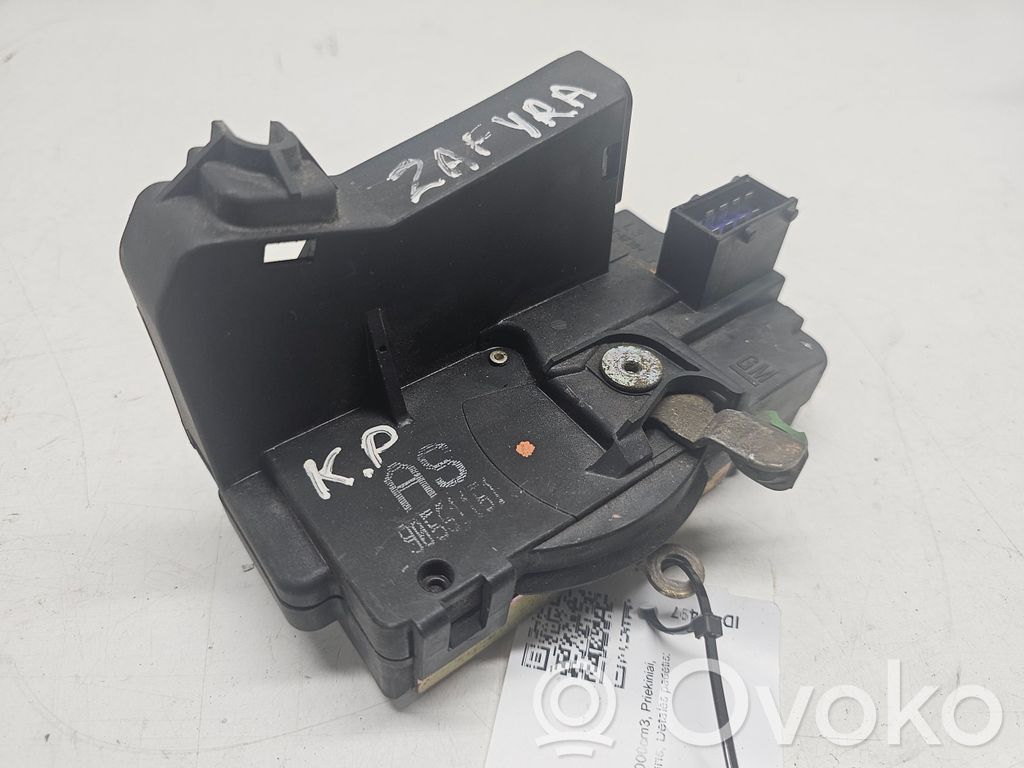 Opel Zafira A Front door lock 