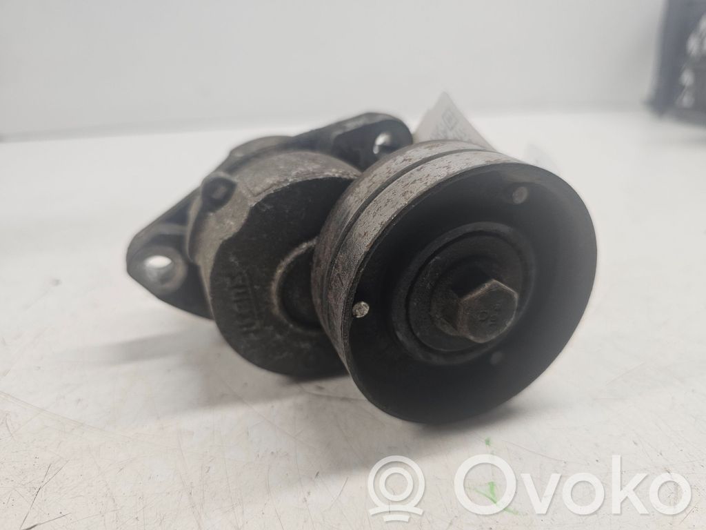 Opel Omega B1 Diržo įtempėjas 