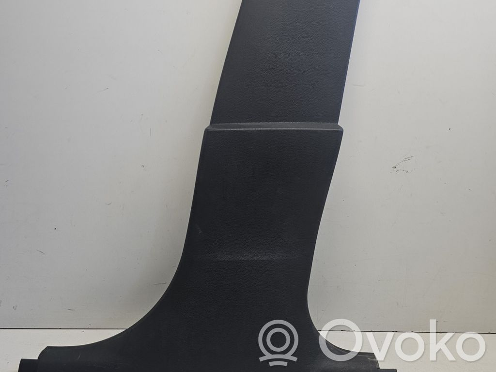 BMW 5 E60 E61 (B) Revêtement de pilier (bas) 