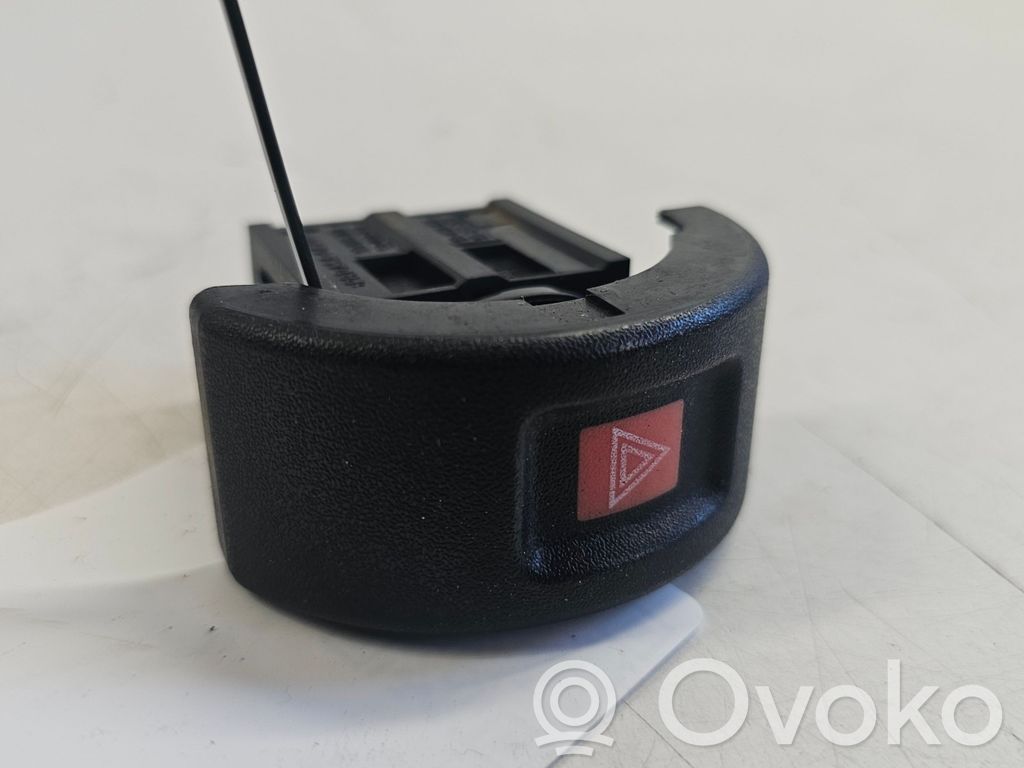 Opel Astra G Hazard light switch 